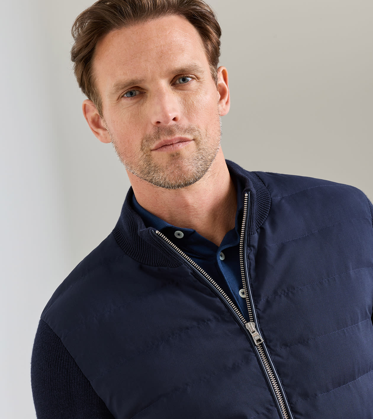 Roundhill Full-Zip Sweater in Navy 4 Roundhill Full-Zip Sweater in Navy