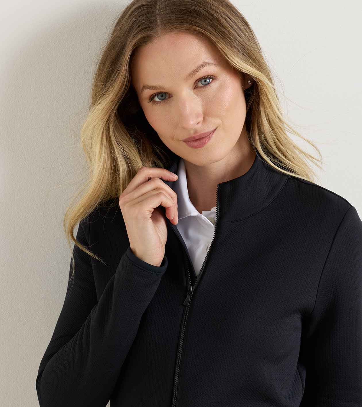 Lumi-Knit Performance Full Zip in Black 6 Lumi-Knit Performance Full Zip in Black