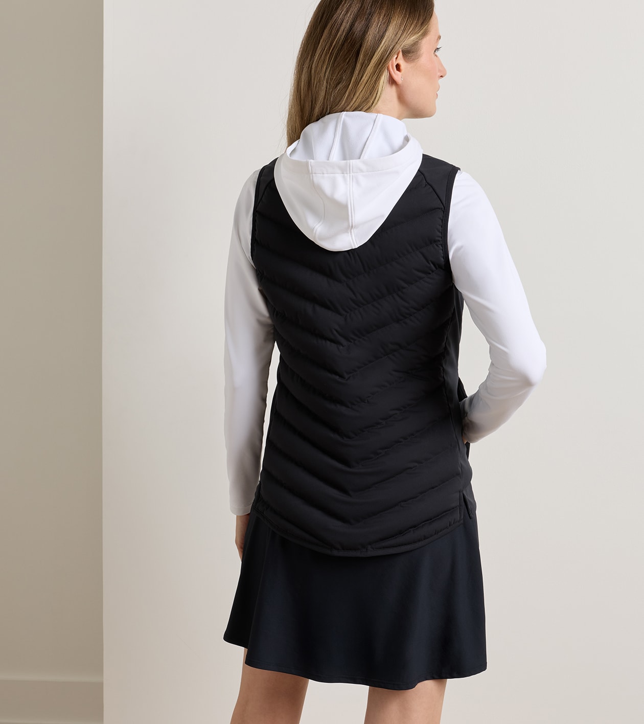 Fuse Hybrid Vest in Black 3 Fuse Hybrid Vest in Black